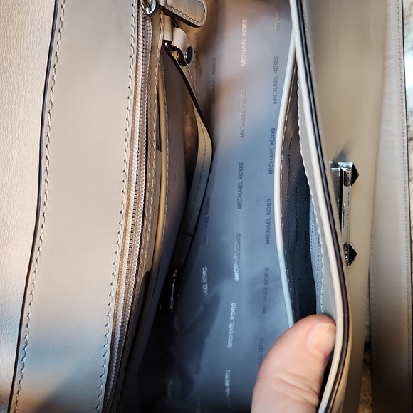 Michael Kors Purse Bi Color bag - Picture 13 of 16